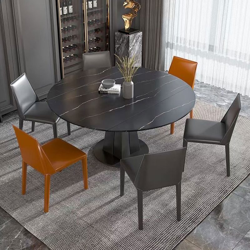 #607方形包腳款餐椅，棕色及黑色椅