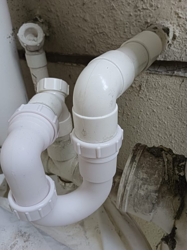 企缸加隔氣杜絕臭味！簡單一個步驟，可以受惠廿年！