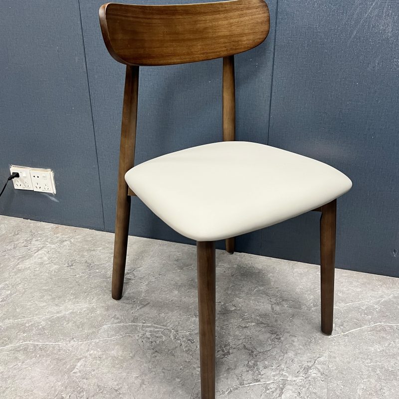 工廠實拍圖：4張羊角椅