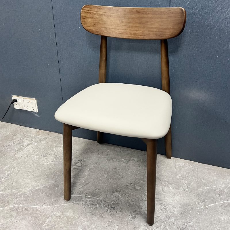 工廠實拍圖：4張羊角椅