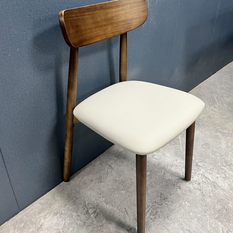 工廠實拍圖：4張羊角椅