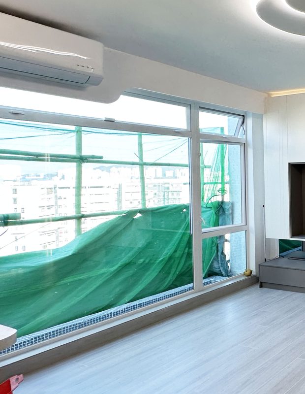 北角城市花園鋁窗工程完成！新鋁窗用了白色窗框，更加配合客戶家的新裝修和新傢俬設計。